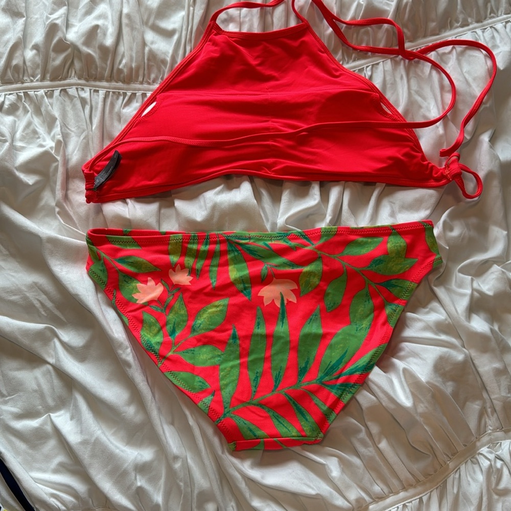 Aerie bikini women’s small/medium floral coral tie top classic bottoms with pads - Picture 2 of 4